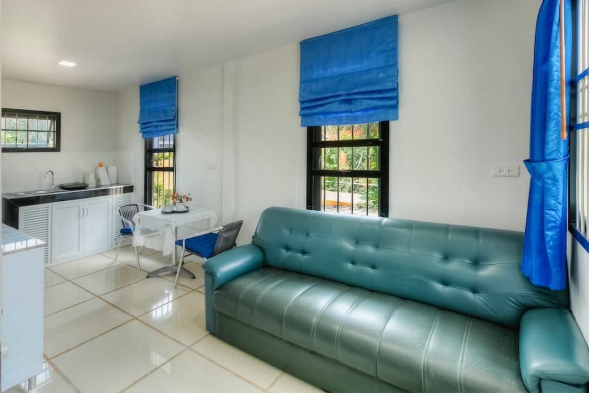 Aquatoria Phuket Bangtao Villa Surin Plajı Dış mekan fotoğraf